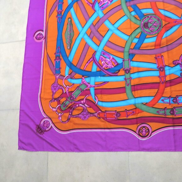 ❤️51X49 CAVALCADOUR Equestrian 100% SILK TWILL Made in France Piano Shawl Scarf - Picture 8 of 11